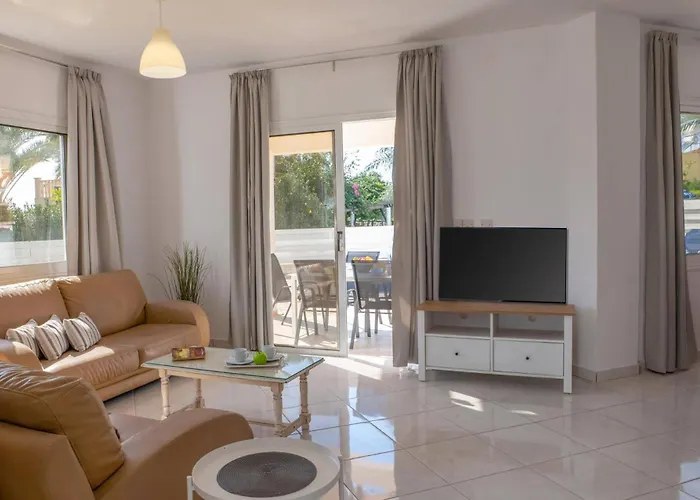 Vila Pommelo By Pegeia